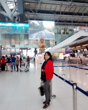At Suvarnabhumi Airport #igersnetherlands #winterlove #visitamsterdam #bnesimppl #loves_amsterdam #cityphotography #madeinsephora  #topamsterdamphoto #travallover #luvtraveling #heartofitaly…