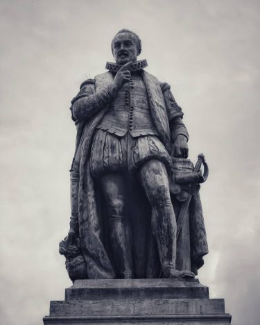 William of Orange, Father of the Fatherland ???????? #denhaag #thehague #hofstad #willy #orange #monarchy…