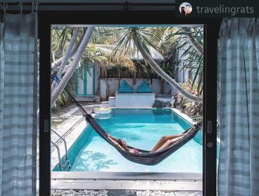 Je něco lepšího, než taková pohoda na Bali? @travelingrats si užívají, co to jde!…
