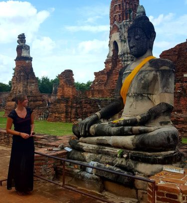 #watphramahathat #ayuthaya #thailandgirl #relaxing #thailand #thailandculture #photography #travelblogger #travelthroughlenses #beautifulcolours #travellingmakesmehappy #culture #nature #naturephotography…