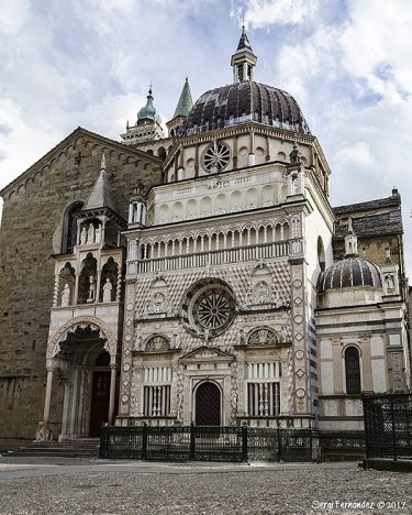 Cappella Colleoni. @visitbergamo_official @italiait °° Bulit in the 15th Century as the personal shrine…