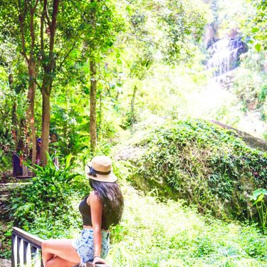 Incredible views • • #nature #waterfall #explore #travel #prettylittleiiinspo #lovethailand #enjoy #asia #stunning #backpacker…