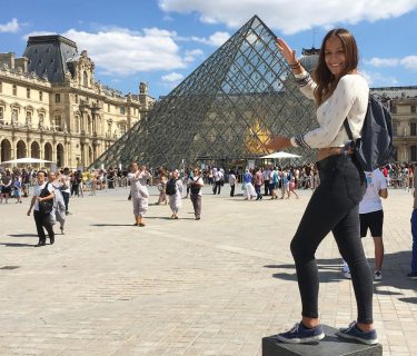Sometimes you have to be 100% tourist taking pictures like this one in front…
