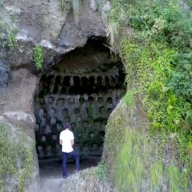 ARCHEOLOGY TOUR Columbarium Finicio If you like archeology, you need to do this tour…