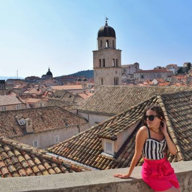 #dubrovnik #croatia #walls #architecture #building #oldtown #me #czech #cz #girl #brunette #outfit #travel #traveler…
