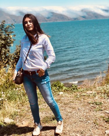 Salut, c’est encore moi! Salut, comment tu vas? Le temps m’a paru très long&hellip;