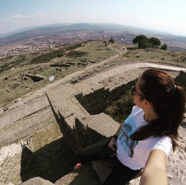 View from the “Upper City”, Pergamon Acropolis #pergamon #pergamonacropolis #bergama #bergama #turkey #exploreturkey #travelholic…