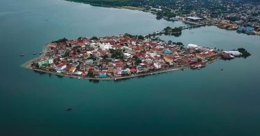 Moving on to Guatemala! The town of Flores sit on lake Peten Itza as…