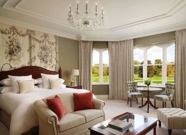 Adare Manor, Limerick, Ireland view of Hotel #landscapstyles #travelphotography #folkmagazine #ireland #exklusiveshot #visualsofearth #beautifuldestinations…