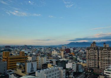 Sunset over Chiayi City in Taiwan. #chiayitaiwan #chiayi #ilovetaiwan #taiwan #amazingtaiwan #taiwan_dream #discover_taiwan #taiwan1…