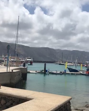 Welcome to Graciosa to discover the island #iamtb #travelstagram__ #inviaggioconilcappello #instatravel #travelmemories #lifeofexploring #travelingram…
