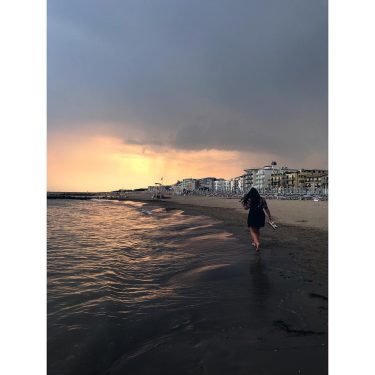 #sunset #vacay #caorle #italy #throwback #waves #loveit #happyme #travel #travelgram #wanderlust #lovelife #girlstrip #holiday&hellip;