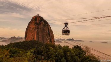 #foto #fotodeldia #travel #travels #misviajes #naturephotography #photography #photogrid #fotodelcielo #photosky #riojaneiro #backlight #contraluz #contraluzgrafias&hellip;