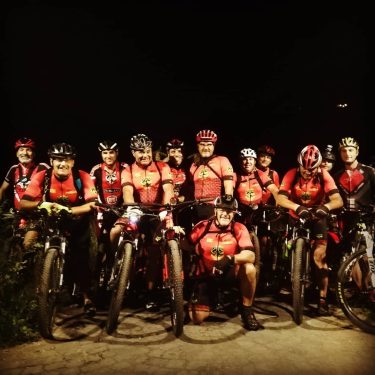 #mtb #mtblife #italy #italia #cycling #cyclinglife #cyclingphotos #mtbpictureoftheday #bicicletta #mtbnight #night #wild #amazing #cyclingselfie…