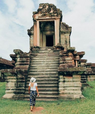 An ancient ruin with no one around that I can go explore?!?! Yes please!…