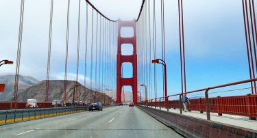 driving on this amazing bridge ???? #goldengatebridge #usa #america #sfo #photooftheday #photography #sanfrancisco #railway…