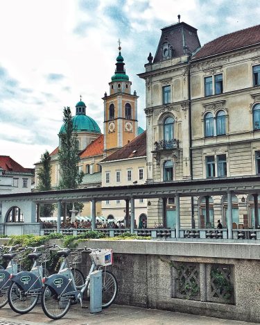 Pretty city of Ljubljana . Besides taking pictures every 3 seconds, interacting with the…