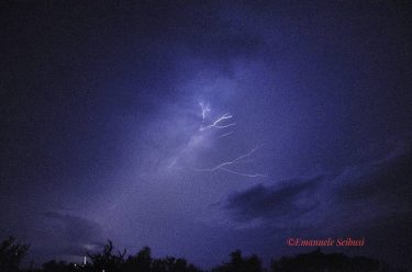 #rome #storm #bynight #wonderful #power #lightingbolt #thunder #thunderstorm #fulmini #chemeraviglia #temporale #passione #nosleeping #photooftheday…