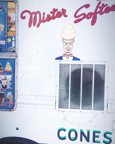 Nothing says Summer in the City like a Mister Softee #newyorkarea #worldesprittraveler #mytravelmood #iamtb…