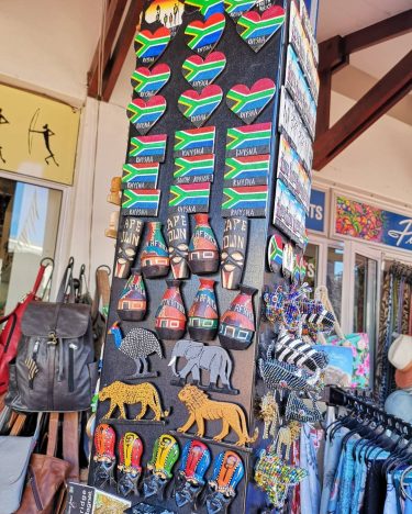 Souvenirs ???????? . . … #travels #souvenirs #southafrica #westerncape #gardenroute #knysna #travelphotographer #traveller #letsgo…