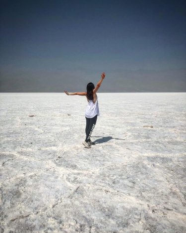 Enjoy the peace! #bestplacestogo #badwaterbasin #deathvalley #california #nevada #usa #americandays #usaontheroad #roadtovegas #adventure #adventuretime…