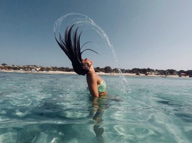 Just want to break free #greece #crete #chrissiisland #perfectsea #swimmingpool #likemaldives #enjoy #travelling #viajar…