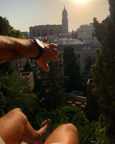 Reaching for the sun and all the wonders it has to offer #jointhemvmt