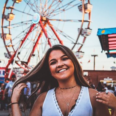 My favorite thing about taking pictures of people, are the perfect genuine smiles .…