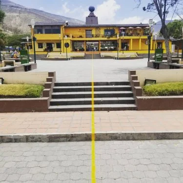 Mitad Del Mundo Latitud 0°-0’0″ Línea Ecuatorial . . . . . . .…