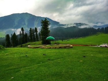 Dudhpathri , Srinagar #landscapstyles #exklusiveshot #visualsofearth #beautifuldestinations #ilovetravel #amazing #hermanosviajeros #iloveamsterdam #igersnetherlands #winterlove #visitamsterdam…