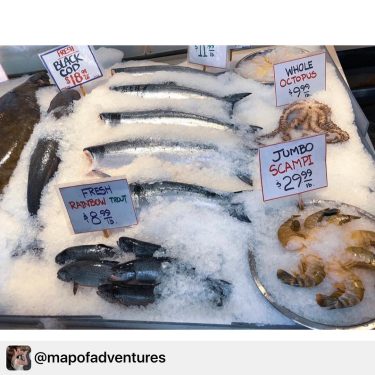 Happy Thursday! Thanks to @mapofadventures for sharing this great fish photo from Pike Place!…