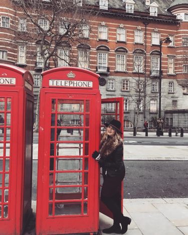 #tbt #london #besttripever #creatingmemories #travellover #totravelistolive #wanderlust #wanderlove #bucketlistchecked #thisislondon #miamiblogger #personalblog #travel #travelbloggers…