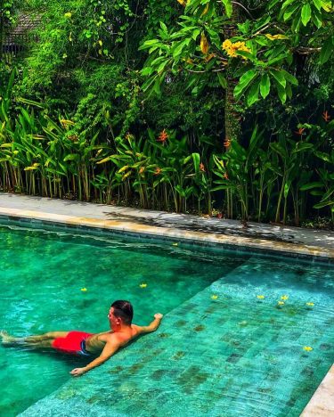 The days of relaxing #bali ‍️Discover my Journey around the #mostbeautifulplacesintheworld #travelgram #travellife #globetrotter…