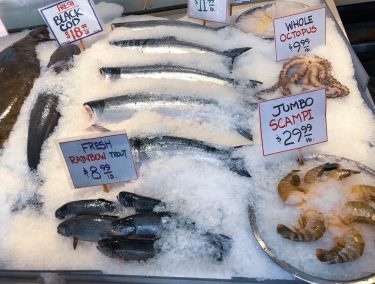 For someone that hates seafood I was definitely obsessed with taking shots of the…