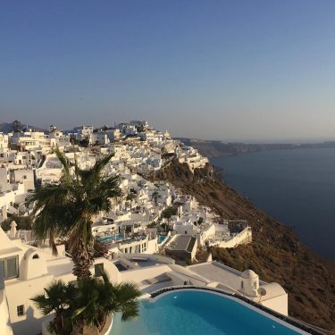 The classic Greek blue and white skyline of Santorini island – Settembre 2016 #thira…