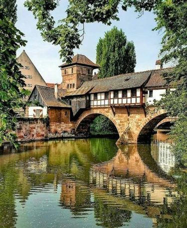 Nuremberg, #Germany #landscapstyles #exklusiveshot #visualsofearth #beautifuldestinations #ilovetravel #amazing #hermanosviajeros #iloveamsterdam #igersnetherlands #winterlove #visitamsterdam #bnesimppl…