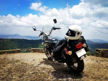 ️️️ #colorsofindia #bike #heights #travel #travelguide #traveller #travelblogger #travelbugindia #instaclick #triptocommunity #yercaud #tripadvisor #tripaddicts…