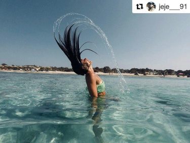 #Repost @jeje___91 (@get_repost) ・・・ #greece #crete #chrissiisland #perfectsea #swimmingpool #likemaldives #enjoy #travelling #viajar #longhair…