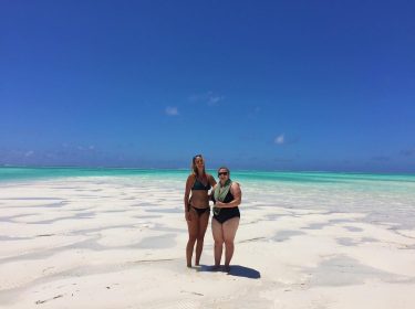 Desperately trying to keep that salt life vibe alive. ???????? #CaitsinZanzibar #thehappiertraveler #myafrica #sheisnotlost…