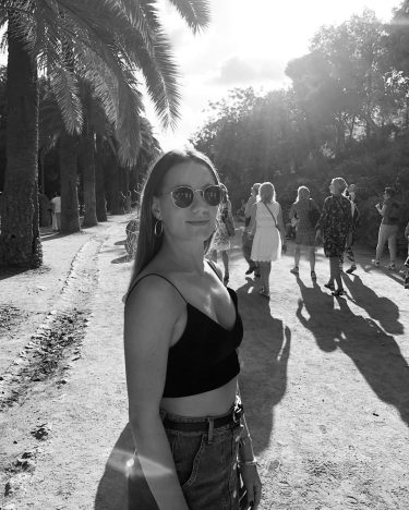 • Park Güell in a old story • . . . #parkguell #bw #blackandwhite…