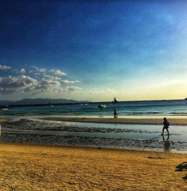Sunset in Boracay Island #boracay ‍️Discover my Journey around the #mostbeautifulplacesintheworld #travelgram #travellife #globetrotter…