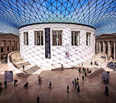 The British Museum in London . ???????? ⠀⠀⠀⠀⠀⠀⠀⠀⠀ #london #unitedkingdom #museum #britishmuseum #igtravel #travelreposted&hellip;