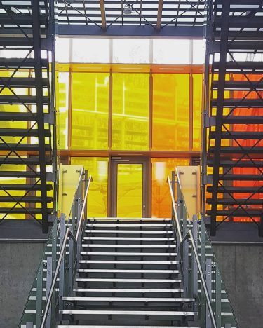 Nordic urban spaces #holiday #sun #travel #enjoyyourlife #travelphotography #botschaft #schwedischebotschaft #architecturephotography #architecture #trip #colourful…