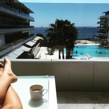 Happy Sunday Traveling . . . . #sundaygoals #coffeeandchill #livelifetofullest #animaviaggiantebylg #animaontheroad #windingdown #oceandreamer&hellip;