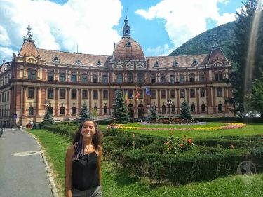 Brasov – Romênia ???????? . . Brașov é um município e cidade da região…