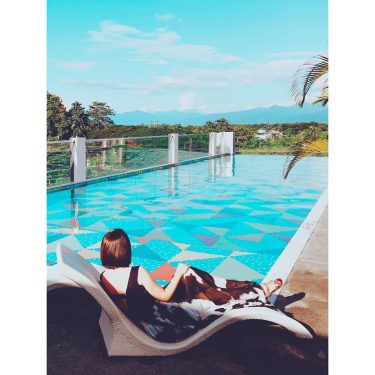 Sunny day,pool side ???? #palawan# #mysmilesnap# #travelmethat #travelingpost #globetrotter #ladiesgoneglobal #travelaroundtheworld #girlswhotravel #femmetravel #TheTravelWomen&hellip;