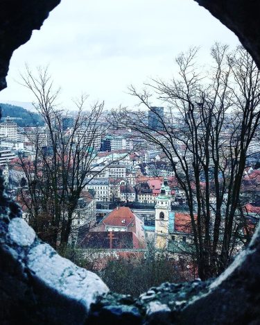 When I look thru a pinhole, this is what I saw. Do not underestimate&hellip;