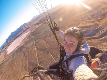 «Как же я устала!» – ноет внутри меня маленькая девочка… ⠀ ⠀ Уже неделю&hellip;