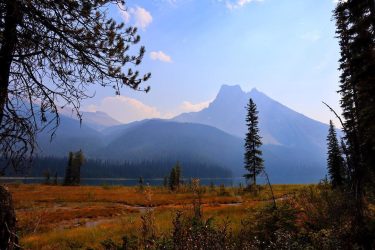 #mountains of #yohonationalpark #canadaisbeautiful . . . #bcisbeautiful #landscape #landscapephotography #explorebc #canadianrockies #parkscanada #explorecanada…