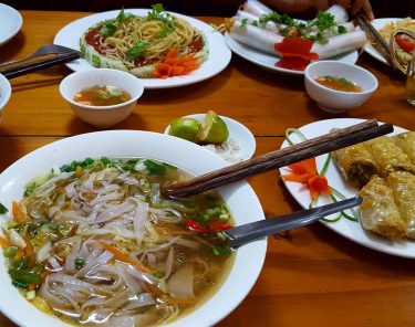#noodlesoup #vietnam #vietnamfood #vietnamfoodie #healthyfood #foodblogger #food #lovefood #delicious #yummy #blogger #travelpic #foodphotography #photography&hellip;